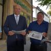 Vor dem OT-Verlagsgebäude: OT-Redaktionsleiter Roger Martin, IHK-Präsident Heribert Trunk. Kreishandwerksmeister Mathias Söllner und HWK-Präsident Thomas Zimmer.