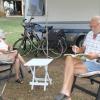 Kamen auf Empfehlung von Freunden: Ko (re.) und Sien Klasen aus den Niederlanden sind in diesem Sommer bereits zum zweiten Mal auf dem Lichtenfelser Campingplatz.