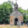 Dreharbeiten an der Marienkapelle: Grabsteine aus Styropor sind aufgestellt. Das Begräbnis der Tochter von Martin Luther wird nachgestellt.