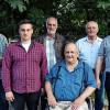 Erfolgreiche Züchter der Saison aus dem Kreisverein Lichtenfels im Verband bayerischer Rassegeflügelzüchter: (v. li.) Zuchtgemeinschaft A. und R. Scheumann: Dragoon schwarz, Deutscher Meister; Tobias Hümmer: Araucanas goldhalsig, Europameister; Heinz Groß: Kingtauben rot, Deutscher Meister; 1. Kreisvorsitzender Joachim Lerf, Paul Scheumann: Dragoon blauschimmel, Bundessieger und Deutscher Meister; Roland Hümmer: Araucanas schwarz, Europameister. Auf dem Foto fehlen Hilmar Neder: Araucanas blau, Europameister; Henry Jung: Araucanas blau, Bundessieger.