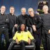 Mit Funk und Soul heizt die Gruppe „Jamdeluxe“ am Samstag, 16. April, im „TECnet Zentrum“ in Burkersdorf ein: (v. li.) Saxophonist Florian Anderl, Gitarrist Wolfram Hentschel, Keyboarder Günter Schmuck, Schlagzeuger Patrick Cox und Bassist Mick Wiegärtner sowie (sitzend) Sängerin Clem Perkins.