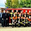 Die Feuerwehr Obersdorf zeigte am Samstagnachmittag auf dem Gelände der FFW Wolfsloch eindrucksvoll ihre Einsatzbereitschaft auf. Die Kameradinnen und Kameraden zeigten bei der Prüfung „Die Gruppe im Löscheinsatz“ eine solide Leistung und blieben weit unter der vorgegebenen Zeit ab. Lohn für die Mühen waren zwei Abzeichen in Bronze, drei in Silber sowie je eines in Gold und Gold-Grün; Thiemo Schlesinger erreichte die Endstufe Gold-Rot. Im Bild sind die erfolgreichen Teilnehmer (mit Ersatzmann) sowie (v. li.) Gemeinderat Joachim Schlesinger, Ehrenmitglied Klaus Wagner, Zweitem Bürgermeister Max Zeulner, Kreisbrandinsepktor Hermann Schuberth, Schiedsrichter Rainer Ender und Schiedsrichter Thomas Schwarz (re.).