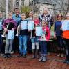 Die stolzen Prüflinge der Modschiedeler Blasmusik (v. li.): Dorian Lindner, Marcel Pfister, Dirigent Simon Ehnes, Johannes Herold, Lisa Dauer, Greta Linz, Amelie Besold, 1. Vorsitzender Andreas Herold, Juniorpüferin Lisa Krappweis und Johannes Dauer. FOTO: red