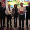 Traditionell fand am Feiertag „Heilige Drei Könige“ die Hauptversammlung der Freiwilligen Feuerwehr Gärtenroth im Restaurant „rot“ statt. Auf dem Programm standen neben den üblichen Themen auch  zwei Ehrungen, zwei Neuaufnahmen sowie eine Gratulation zum Geburtstag. Geehrt wurden für 50-jährige Mitgliedschaft: Oscar Marx und Edgar Höhlein. Als neue Kameraden durften Fabian Weich (aktiv) sowie Holger Sattler (passiv) begrüßt werden. Und auch durften die Mitglieder dem Aktiven Roland Heinlein zum 50. Geburtstag gratulieren. Im Bild (v. li.) Stadtkommandant Andre Grotus, Kreisbrandinspektor Ottmar Jahn, Vorsitzender Michael Wachter, Roland Heinlein, Bürgermeisterin Christine Frieß, Oscar Marx, Kommandant Heiko Heierth sowie Fabian Weich.