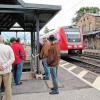 Der Bahnhof in Bad Staffelstein soll nun endlich barrierefrei zugänglich werden. Aus den Ministerien gibt es mittlerweile die Zusicherung, dass die Vorfinanzierung der Planung übernommen wird.