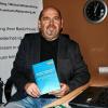 Was das Geheimnis guter Verkäufer und Ausbilder ist, weiß Manfred Schmitt aus Marktzeuln aus langjähriger Erfahrung als Personalchef. Sein Wissen teilt er in zwei Büchern mit Interessierten.