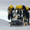Das Team des jamaikanischen Vierer-Bobs startet während der Olympischen Winterspiele in Calgary im Eiskanal.