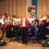 Eine Mischung aus Konzertabend und Kommers war die Veranstaltung zum 50-jährigen Bestehen der Hochstadter Musiker. FOTOS: Werner Hauber