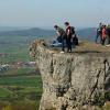 Bei Einheimischen sowie Urlaubsgästen gleichermaßen beliebt: Der Staffelberg ist ein Paradies für Wanderer. Er ist auch Teil der „Terrainkurwege“.