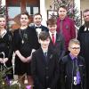 Sieben junge Christen feierten am Palmsonntag in der evangelisch-lutherischen Kreuzbergkirche in Altenkunstadt das Fest der Konfirmation. Begleitet von Glockengeläute zogen die Jugendlichen zusammen mit Pfarrer Christian Brecheis (re.), Mitgliedern des Kirchenvorstands und Bürgermeister Robert Hümmer in das Gotteshaus. Sie  erneuerten ihr Taufversprechen und empfingen den Segen Gottes und das Abendmahl. Der evangelische Posaunenchor und Roland Schöps an der Orgel übernahmen die musikalische Ausgestaltung des Gottesdiensts.