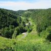 Ein Paradies, nicht nur für Kletterer: das Kleinziegenfelder Tal. Von hier aus geht's Richtung Süden tiefer rein in die Fränkische Schweiz.