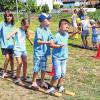 Um ins Ziel zu kommen, galt es: alle Kinder im Gleichschritt.