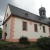Um die Pfaffendorfer Kapelle ranken sich eine alte Geschichte und ein Durchkriechbrauch.