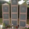 Die erste Stelengrabstelle auf dem Altenkunstadter Friedhof. Inzwischen gibt es dort und in allen anderen Friedhöfen am Obermain immer mehr.