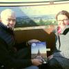 Bürgermeister Bernhard Storath und die geschäftsleitende Beamtin der Gemeinde Ebensfeld, Katrin Lienert, präsentieren das soeben erschienene Gastgeberverzeichnis.