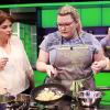 Die Weismainerin Susanne Klippstein (rechts) möchte aus der Kochshow „The Taste – Nur der Geschmack zählt“ als Sieger hervorgehen. Unterstützt wird sie dabei von Promiköchin Maria Groß aus Thüringen.