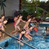 Sichtlichen Spaß haben die Grundschüler aus dem östlichen Landkreis beim Schwimmunterricht, den die DLRG im Hallenbad in Michelau organisiert. Sichtlichen Spaß haben die Grundschüler aus dem östlichen Landkreis beim Schwimmunterricht, den die DLRG im Hallenbad in Michelau organisiert.