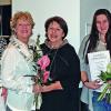 Auf ihr 50-jähriges Geschäftsjubiläum und ihre erfahrenen Mitarbeiterinnen ist Firmenchefin Ursula Baszanoswski (3. v. li.) stolz (v. li.): Yvonne Fiedler, Gabi Schülein und Jasmin Wagner.