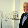 Dr. Rainer Frenzel präsentiert seine Werke in einer beeindruckenden Ausstellung.