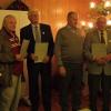 Für 50 Jahre Mitgliedschaft im Gartenbauverein Burgkunstadt zeichneten Vorsitzender Heinz Petterich (li.) und Maria Wiehle vom Kreisverband (re.) zahlreiche Mitglieder aus.