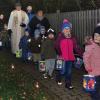 Mit bunten Laternen zogen die Kinder durch Hochstadt.