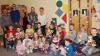 Der HPZ-Verwaltungsleiter Jan Gungl (li.) sowie die heilpädagogischen Förderlehrerinnen Christine Luptowicz (Mitte) und Anna-Maria Reuter (re.) bedankten sie im Namen der Kinder bei den Vertretern der Firma Schmolke, Michael Hartlieb und Ines Büttner (2. u. 4. v. li.) für die großzügige Spende.