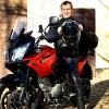 Entspannung findet Georg Deuerling bei Fahrten mit seiner 650er Suzuki. Motorrad und Ski fahren sind die großen Hobbys des Zeublitzers.