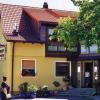 Wegen des Aufwands für ein Hygienekonzept ist der beliebte Gasthof „Juraturm“ in Wunkendorf noch geschlossen. Wegen des Aufwands für ein Hygienekonzept ist der beliebte Gasthof „Juraturm“ in Wunkendorf noch geschlossen.