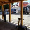 Im der Loggia am Marktplatz ist ein alter Brunnen integriert, der mit einer Glasplatte und Beleuchtung ausgestattet wird. Das erlaubt den Blick bis auf den Boden. Im der Loggia am Marktplatz ist ein alter Brunnen integriert, der mit einer Glasplatte und Beleuchtung ausgestattet wird. Das erlaubt den Blick bis auf den Boden.
