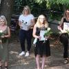 Die sieben persönlich anwesenden Absolventinnen mit Vize-Caritasdirektorin Ursula Kundmüller (li.) und Kursleiter Rainer Hofmann.