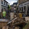 Walporzheim nach der Flut: Hier wurden die Hilfsgüter angeliefert. Walporzheim nach der Flut: Hier wurden die Hilfsgüter angeliefert.