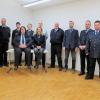 KBM Sebastian Dorsch (li) und Bürgermeister Bernhard Storath (re) gratulierten: die Wahlen der Vorstandschaft brachten einige neue Gesichter ins Vorstandteam.