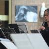 Mit Hingabe und Konzentration spielte das Orchester ungewohnte Klänge. Sein Lohn: stehende Ovationen.