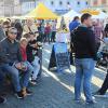 Viele Menschen kamen aus dem Umland und der Stadt selbst, um die Innenstadt zu bevölkern. Viele Menschen kamen aus dem Umland und der Stadt selbst, um die Innenstadt zu bevölkern.