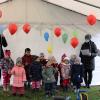 Kinder der neuen BRK-Kindergartengruppe in Altenkunstadt sangen gemeinsam mit ihren Betreuerinnen fröhliche Lieder zur Eröffnung.