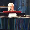Verträumt und poetisch: Konstantin Wecker am Piano.
