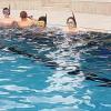 Endlich wieder Wellengang im Schwimmbad. Hoffentlich sorgt keine vierte Welle für einen erneute „Ebbe“.
