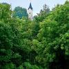 Reife Getreidefelder mit Blick zur Adelgundiskapelle auf dem Staffelberg.
