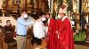 Weihbischof Herwig Gössl spendete 50 junge Christen in drei Gottesdiensten in der Pfarrkirche St. Kilian das Sakrament der Firmung.