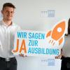 Sie haben bereits "Ja" gesagt und absolvieren eine Ausbildung bei der IHK für Oberfranken Bayreuth: Melissa Häfner (rechts) absolviert eine Ausbildung zur Kauffrau für Büromanagement, Marlon Seiler zum Fachinformatiker für Systemintegration.