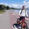 Der 21-Jährige ist gerne mit dem Fahrrad unterwegs, hier an der kurischen Nehrung in Nida. Der 21-Jährige ist gerne mit dem Fahrrad unterwegs, hier an der kurischen Nehrung in Nida.
