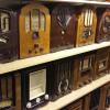 In Gollers Sammlung findet man typische „Kathedralenradios“ der ersten Hälfte der 1930er Jahre.