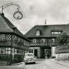 „Zum Paula“, Schreibwarenladen und Uhren-Flieger in den 1950-er Jahren. „Zum Paula“, Schreibwarenladen und Uhren-Flieger in den 1950-er Jahren.