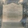 Nach dem Ende des Ersten Weltkrieges errichtete der Lichtenfelser Bauunternehmer Hans Diroll ein Mahnmal für den Versailler Frieden. Nach dem Ende des Ersten Weltkrieges errichtete der Lichtenfelser Bauunternehmer Hans Diroll ein Mahnmal für den Versailler Frieden.