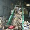 Bevor Papier recycelt werden kann, muss es durch die Papierpresse. Bevor Papier recycelt werden kann, muss es durch die Papierpresse.