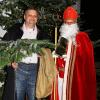Bei der Nikolausaktion 2013 der Altenkunstadter Pfadfinderfreunde: Hans-Elmar Zapf gab den Knecht Ruprecht und OT-Redakteur Frank Gorille den Nikolaus.