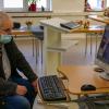 Auch die Senioren werden im Mehrgenerationenhaus an die Technik herangeführt.
