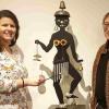 Aktionstag zum Welttag des Hörens am Donnerstag, 3. März. Museumsleiter Udo Leidner-Haber und Museumspädagogin Alexandra Taschner bringen an diesem Tag auch Exponate zum Klingen – hier das Objekt „Klangfigur“ von der Figurenkünstlerin Regula Straub-Hürlimann. Aktionstag zum Welttag des Hörens am Donnerstag, 3. März. Museumsleiter Udo Leidner-Haber und Museumspädagogin Alexandra Taschner bringen an diesem Tag auch Exponate zum Klingen – hier das Objekt „Klangfigur“ von der Figurenkünstlerin Regula Straub-Hürlimann.