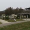 Die Dächer der Gradierwerke im Kurpark werden nacheinander saniert.