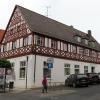 Wo einst die Hypo-Bank war: Das historische Gebäude direkt hinter dem Rathaus ist Eigentum der Stadt und soll umgebaut werden. Wann, steht derzeit noch nicht fest. Wo einst die Hypo-Bank war: Das historische Gebäude direkt hinter dem Rathaus ist Eigentum der Stadt und soll umgebaut werden. Wann, steht derzeit noch nicht fest.